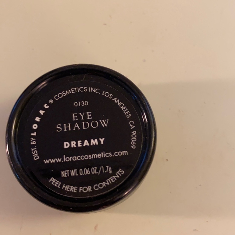 Lorac dreamy grey shadow